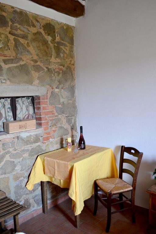Villa Santa Maria Montalcino Room photo