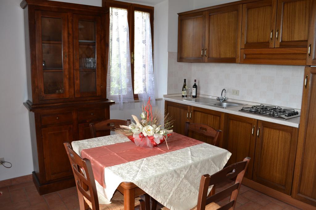 Villa Santa Maria Montalcino Room photo